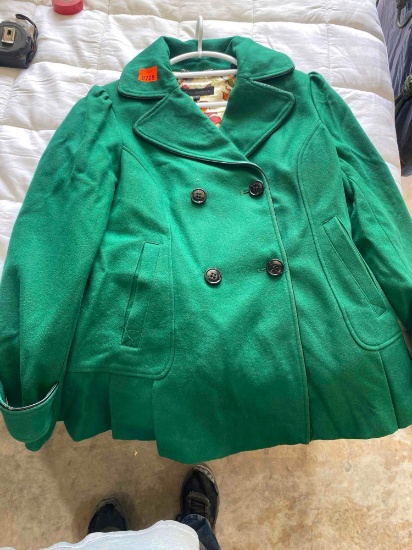 Steve Madden green jacket