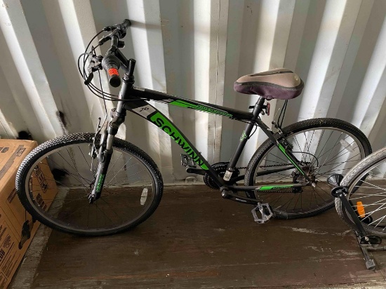 Schwinn men's bicycle