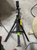 Pipe jack