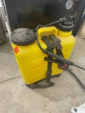 Back pack lawn sprayer