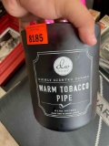 Warm tobacco pipe candle
