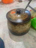 Pot with lid