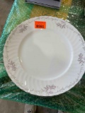 Gold standard porcelain china dinner plates