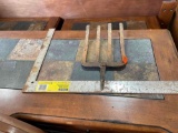 Carpenter square and pitch fork head