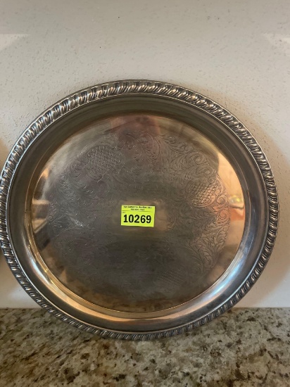 2 silver plates