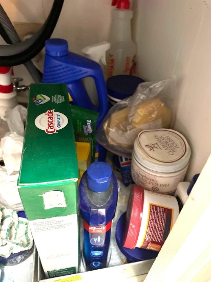 cleaning supplies