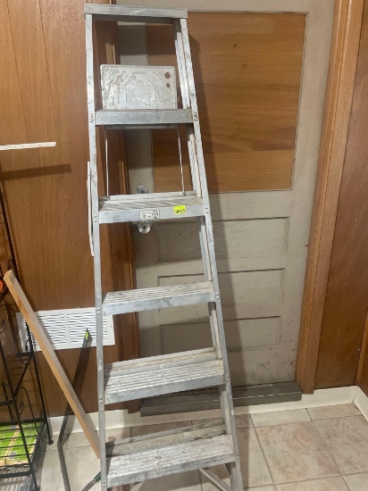 6 foot step ladder