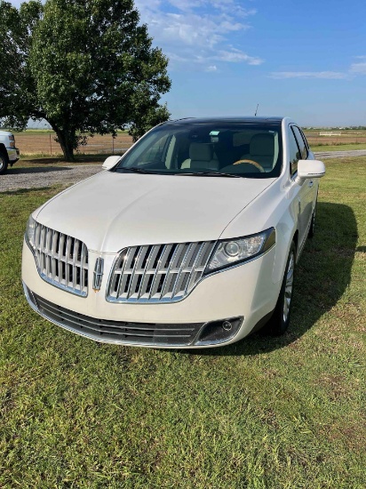 2012 Lincoln MKT AWD