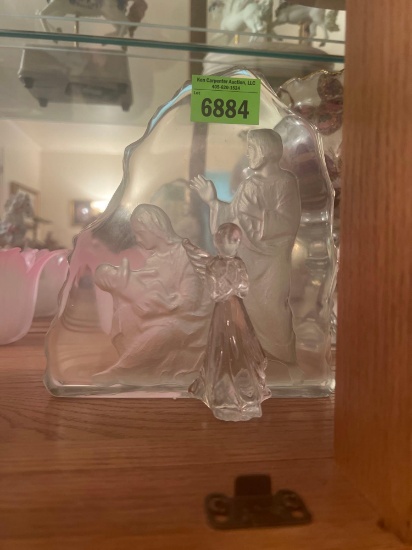 vintage nativity glass art, glass angel figurine