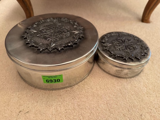 decorative cookie tins