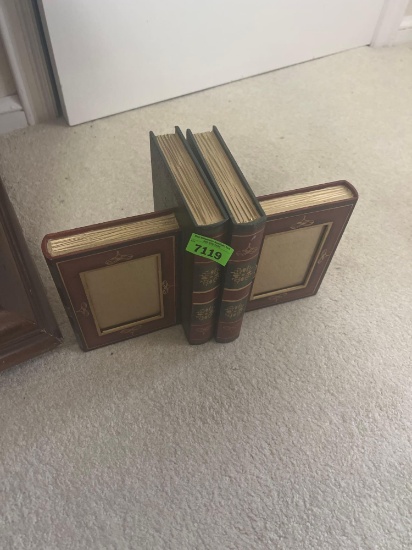photograph book end
