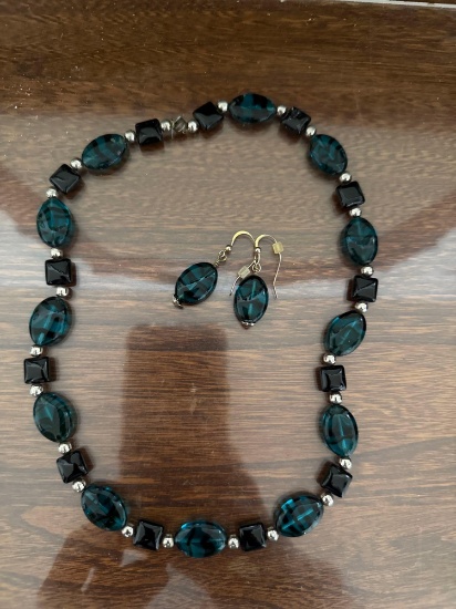 necklace and earring set