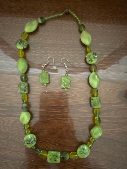 necklace and earring set