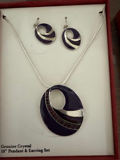necklace and earring set