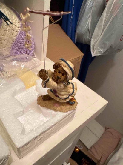 figurine