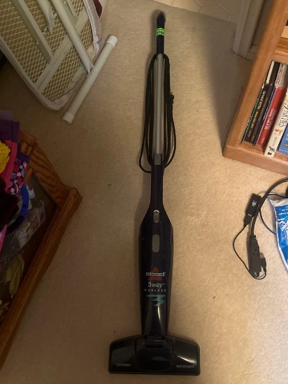 Bissel 3way bagless vacuum