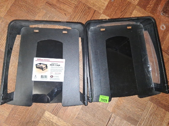 desk trays