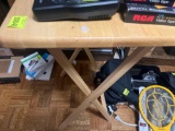 foldable wood table not contents on top