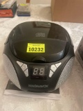 Magnovaox CD boombox