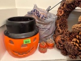 Multi season decor