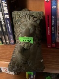 lion book ends