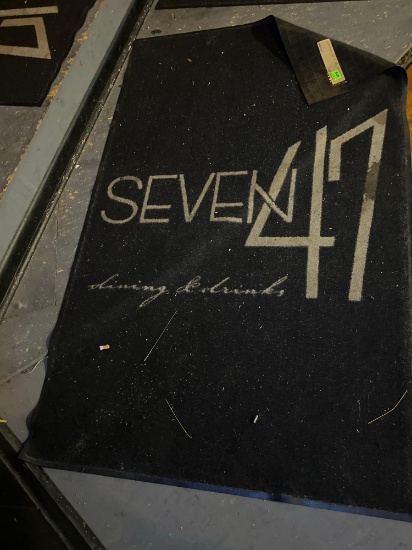 seven 47 floor mat