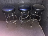 3 bar stools