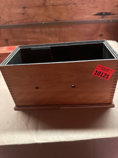 Wooden box