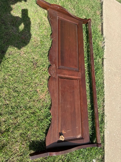 Head board and foot board *BUYER IS RESPONSIBLE FOR DISASSEMBLING LOADING*