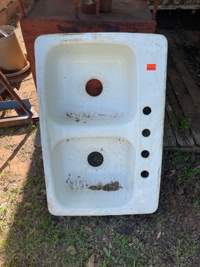 Kitchen sink