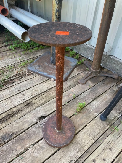 Metal stand
