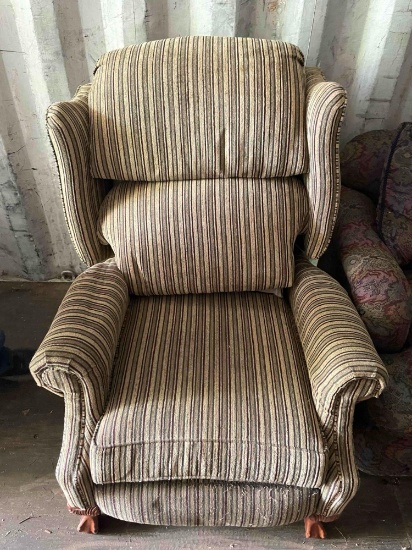 Accent chair