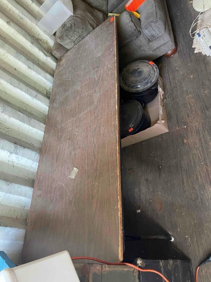 Folding table