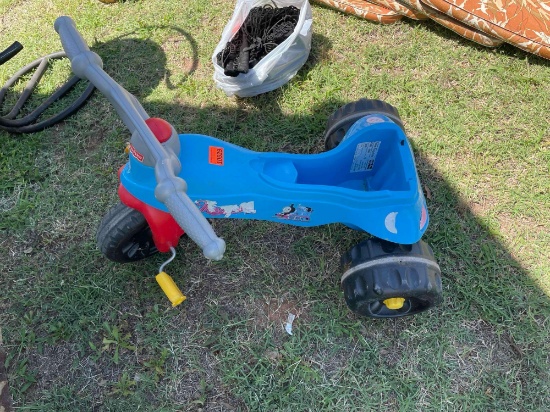 Childs tricycle