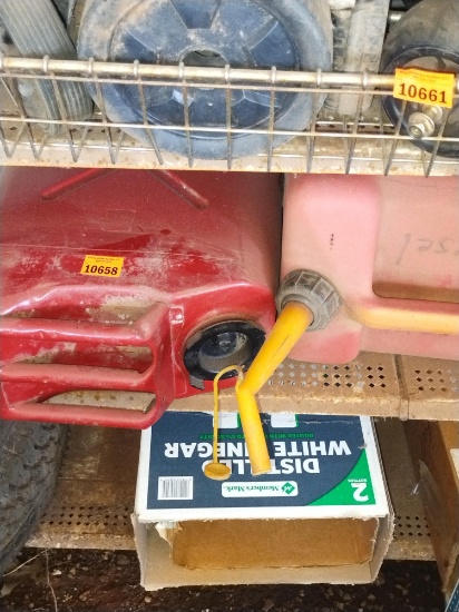 Metal gas can and plastic gas can