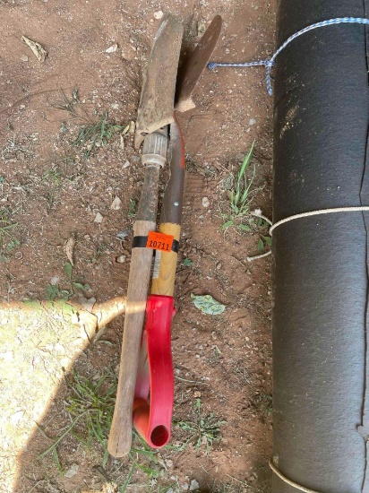 Small shovels