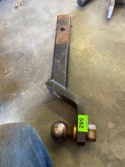 Trailer hitch ball mount