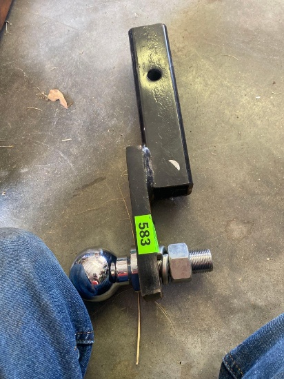 Trailer hitch ball mount