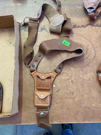 Gun holsters