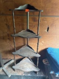 Corner shelf