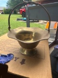 Flower holder with handle