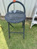 Metal folding chair