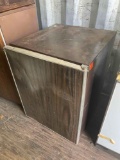Mini fridge