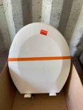 Toilet seat