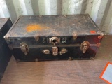 Steam trunk *BUYER IS RESPONSIBLE FOR DISASSEMBLE AND LOAD*