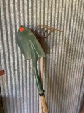 Shovel
