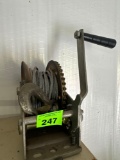 Hand winch