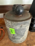 Vintage oil can