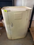 Aluminum cabinet