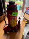 Bottle jack